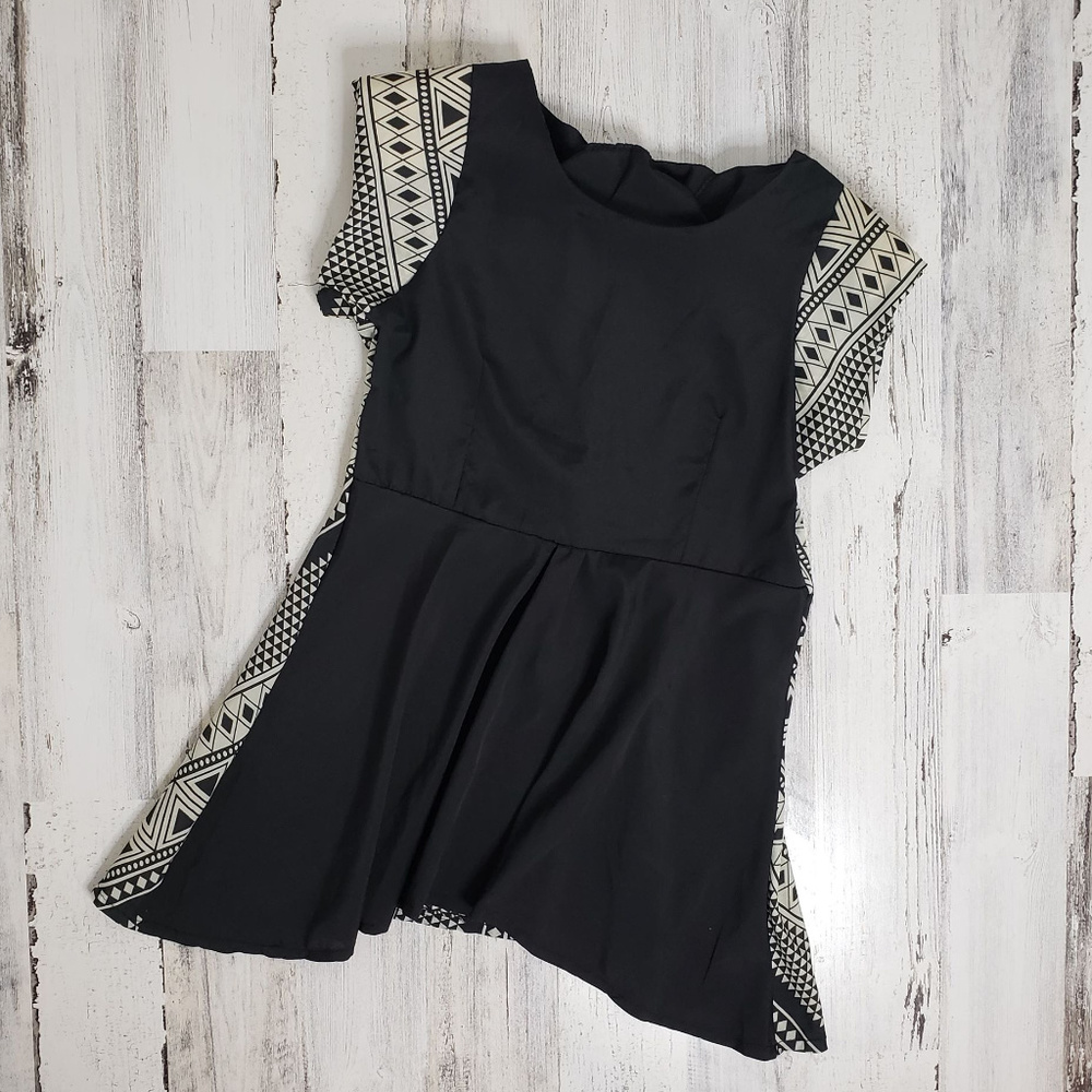 Tribal Pattern Shoulder-Padded Dress
